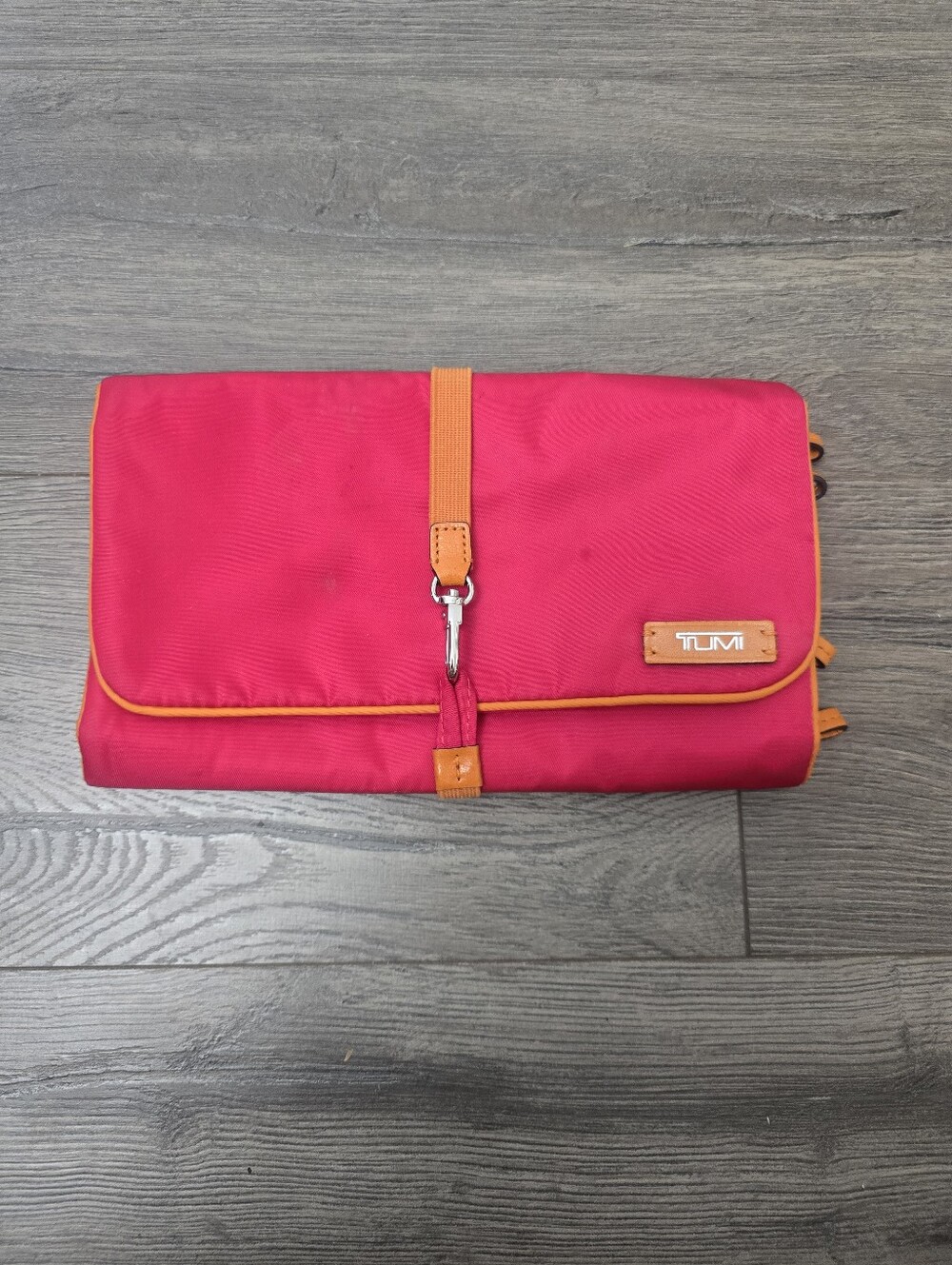 Tumi Travel Organizer Makeup Toiletry Jewely Vacation Travel Quiet Luxury